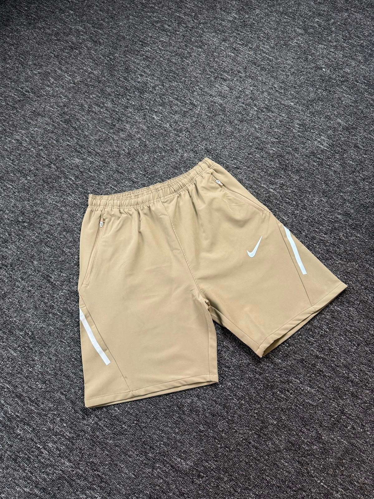 BROWN FF
