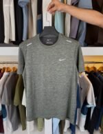 China Imported Sports Fabric T-shirt - Image 2